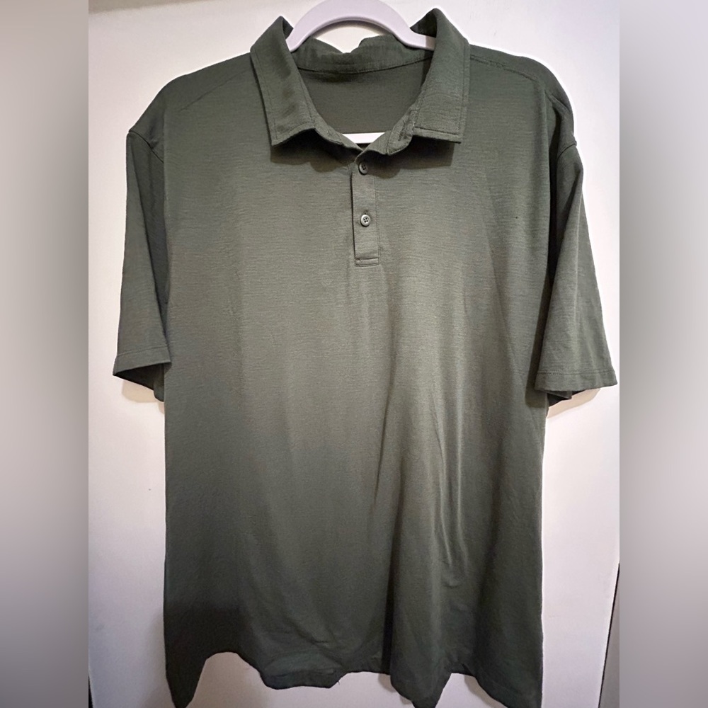 Lululemon Men's Like New Olive Green Polo Shirt, Size L-XL